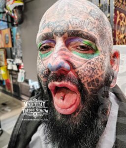 Wicked Tongue piercing by Judi! 💎

Book your next piercing with us!🚀

#madtimetattoo