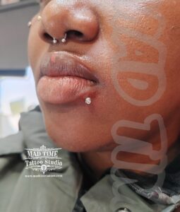 ✨ Snake Bites by Judi - Absolute Perfection! 💎
Looking for that edgy lip piercing? Judi specializes in flawless snake bite placements with premium jewelry. Professional, precise, and stunning results every time 🔥
Ready for your transformation? Visit us in Walton, Liverpool (next to Black Horse Pub)
Book your appointment today! 📍#LiverpoolPiercing #WaltonLiverpool #SnakeBites #BodyPiercing #LipPiercing #Liverpool #Merseyside #ProfessionalPiercer #MadTimeTattoo #InkedAntler #UKPiercing #PiercingStudio #FreshPiercing #LiverpoolBodyArt #PiercingGoals 